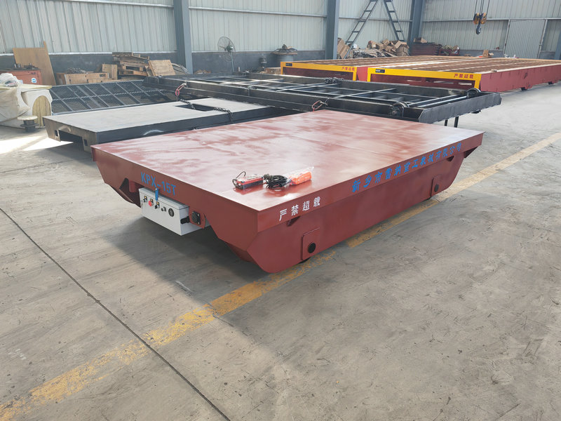 Equipaggiamento per la gestione dei materiali pesanti carrello di trasporto ferroviario motorizzato