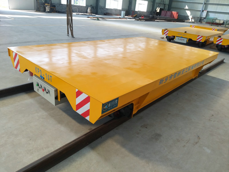 Corsa di trasferimento ferroviario a bassa tensione