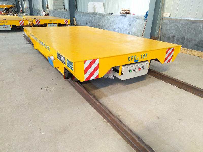 Corsa di trasferimento ferroviario a bassa tensione