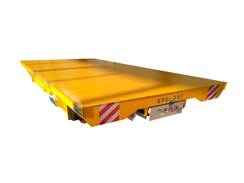 Capacità: 20 tonnellate per il trasporto di materiali pesanti